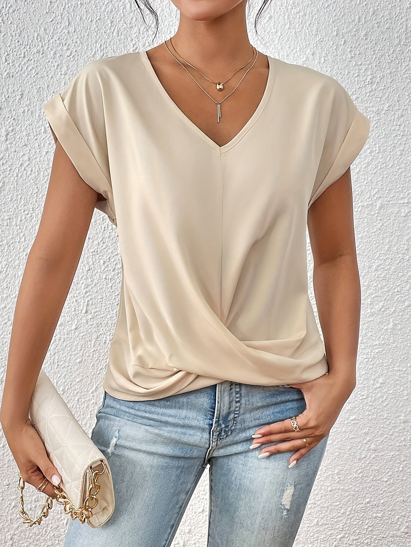 Babs | Casual T-shirt met sweetheart halslijn